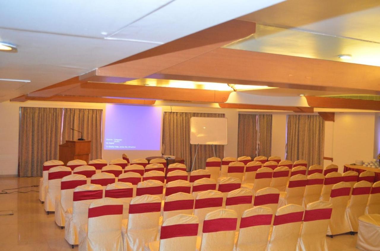 Hotel Deccan Royaale, Shivajinagar Pune Exterior photo