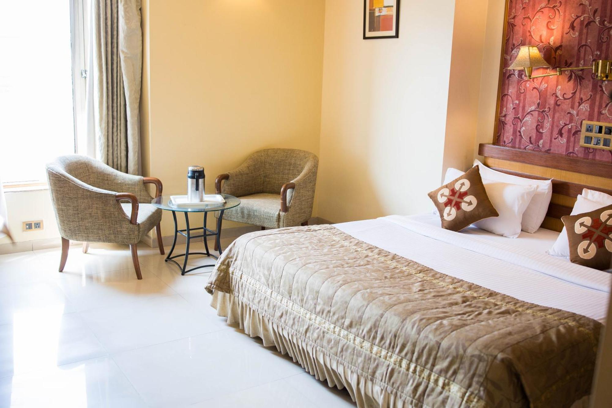Hotel Deccan Royaale, Shivajinagar Pune Exterior photo