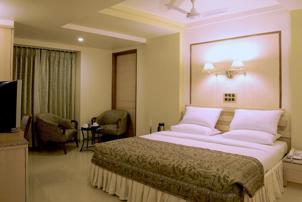 Hotel Deccan Royaale, Shivajinagar Pune Room photo